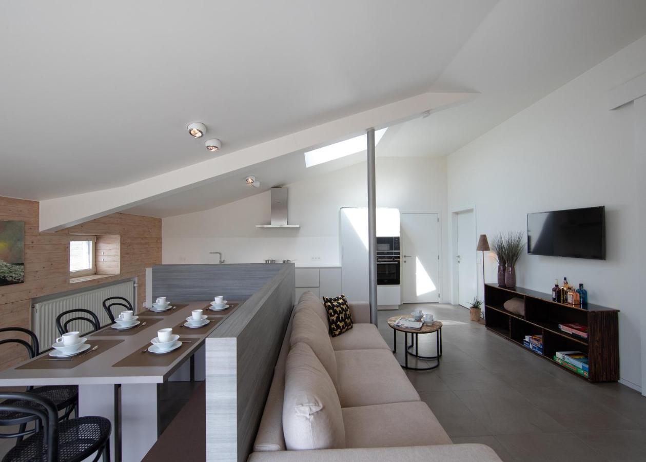 Landelijk Vakantiehuis In Diksmuide Met Een Tuin En Vijver ภายนอก รูปภาพ