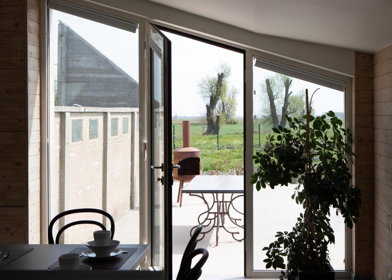 Landelijk Vakantiehuis In Diksmuide Met Een Tuin En Vijver ภายนอก รูปภาพ